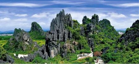 影视外景拍摄基地阳春春湾石林、龙宫岩、泡“神仙水”温泉、翔顺龙山温泉酒店纯玩二天